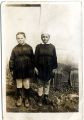1961 r. Uczennice - Ania Stan c. Stanisława ( z prawej ) i Jadzia Kaca . Zdj. nadesłała Maria Libuda 30.08.2009 r.