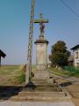 08/2011 r. Krzczonowice - Kolonie . Tak wygląda 147 letniaFIGURA ŚW.  w całej okazałości po odsłonięciu jej przez ohydną wiatę i krzaki. Ten nasz zabytek jak widać wymaga fachowej konserwacji. Zdj. Daniel Rużalski 08/2011 r.