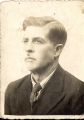 ok.1940 r.Krzczonowice - Zaolzie. JAN  BOGDAŃSKI s.Wojciecha(1888r. - 1979 r.), pochodzący z Bałtowa. Pierwszy właściciel gospodarstwa na Zaolziu od 1932 r.25 mórg (14 ha) ziemi kupił od księcia Drucko - Lubeckiego. Tu się wybudował w 1932 r., tu posadził sad i tu wychował sześcioro swoich dzieci - Reginę, Tadeusza, Józefa, Edmunda, Franciszka, Stanisława. Tutaj też zmarła jego żona ( w 1942 r.) Waleria jak i On sam zakończył tutaj swój żywot. Zdj. nadesłał wnuczek Maciej Bogdański s. Franciszka z Krakowa 18.10.2012 r.
