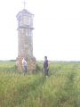 Trębanów 08/2015 r.Z CYKLU: Poznajemy swoich sąsiadów.Pośród pól malowanych stary ciekawy obelisk z 1904 r.Na zd. Andrzej i Jacek(syn) Granat.Zdj. Wiktor Granat 7.08.2015 r.