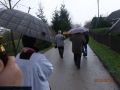 28.03.2015 r. I historyczna Droga Krzyżowa wyruszyła spod mleczarni w kierunku Dołu. Procesję prowadził ks. Wojciech Zając.Zdj.Maria Krzysiek