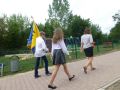 6 sierpień 2017 r. Krzczonowice, plac przed szkołą.Przybywa też poczet sztandarowy Akcji Katolickiej z Sandomierza.Zdj. Krzysztof Granat