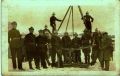 Strażacy z Krzczonowic w pełnym rynsztunku. Lata powojenne. Fot. nadesłała Pani Maria Kaca z d. Podeszwa 18.04.2009