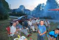 10.08.2009 r. I SPOTKANIE PO LATACH W KRZCZONOWICACH byłych i obecnych mieszkańców, od lewej - Krzysiek Granat, Jurek Góra, Jerzyk Starzomski, Marysia Granat ( z d. Stan ) , Marek Rużalski, Andrzej Granat, Michał Rużalski, dzieci krzczonowskie, Fot. Bartosz Granat 9.08.2009 r.