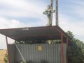 144 letni zabytkowy Św.Krzyż z 1864 r. karygodnie zasłonięty przez stojącą w odległości ok.1 m wiatę PKS postawioną ok.3 lata temu